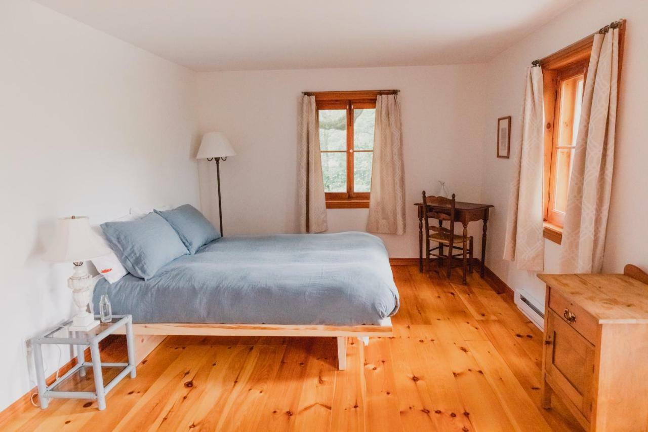 Hotel Le Triangle De L'Ile Saint-Laurent-de-l'ile d'Orleans Zewnętrze zdjęcie